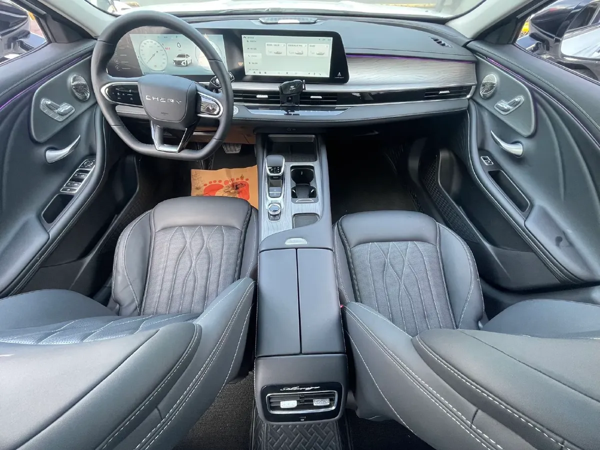 2025 Chery Arrizo 8 1.6T 197HP L4 7DCT,autocango,china used car exporter,china ev exporter,chinese used car exporter,chinese used ev exporter