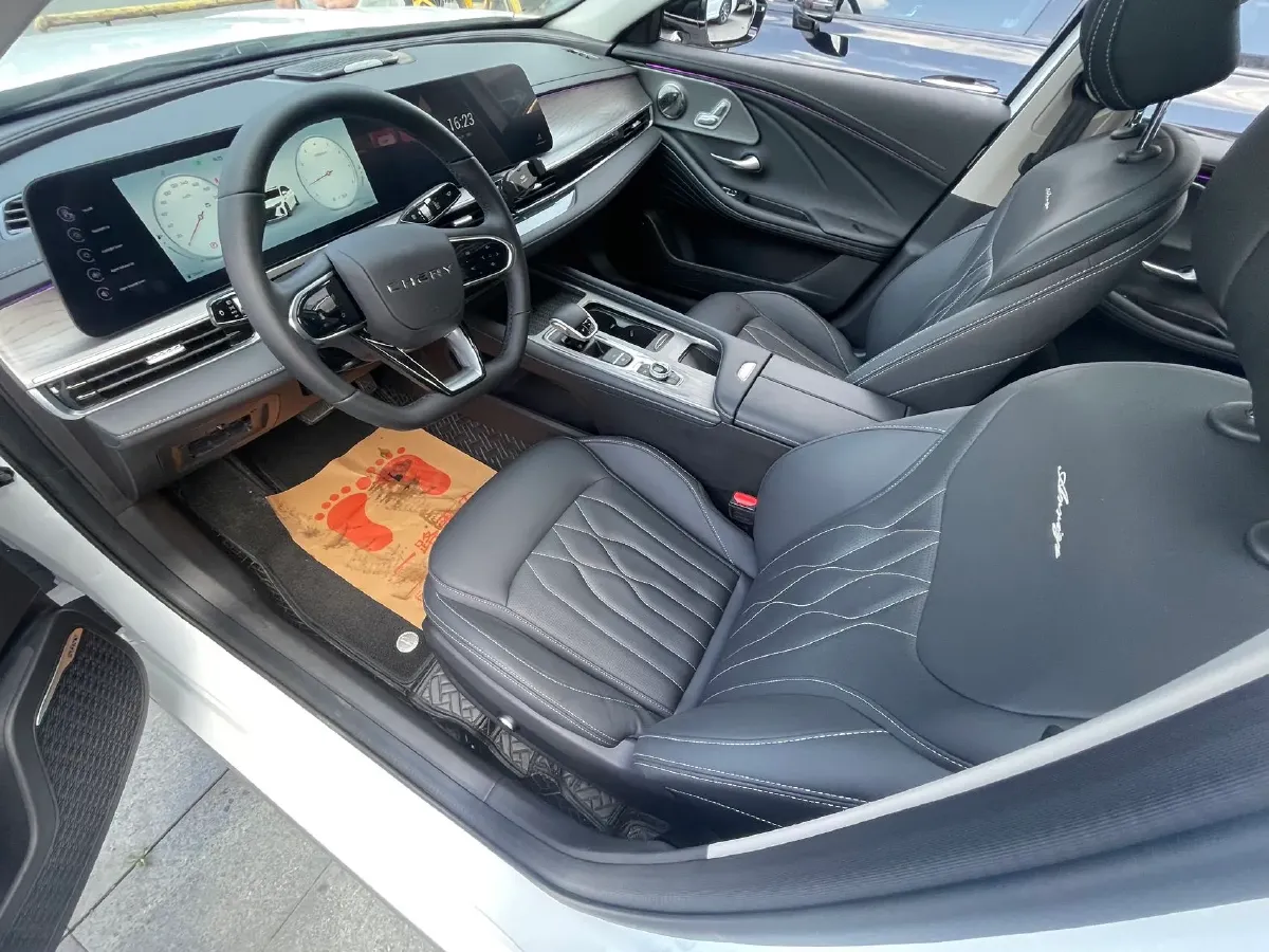 2025 Chery Arrizo 8 1.6T 197HP L4 7DCT,autocango,china used car exporter,china ev exporter,chinese used car exporter,chinese used ev exporter