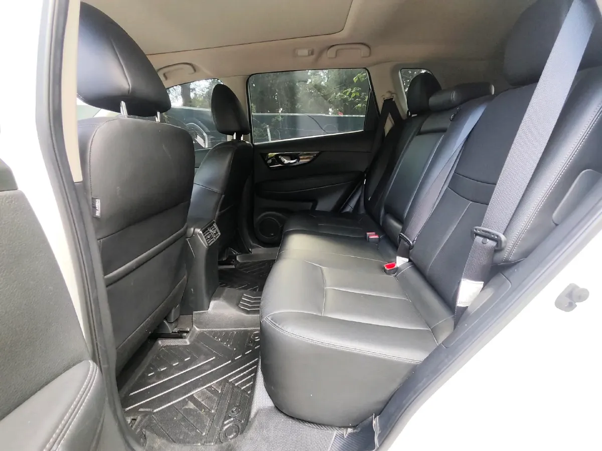 2022 Nissan X-Trail 2.0L 151HP L4 CVT,autocango,china used car exporter,china ev exporter,chinese used car exporter,chinese used ev exporter