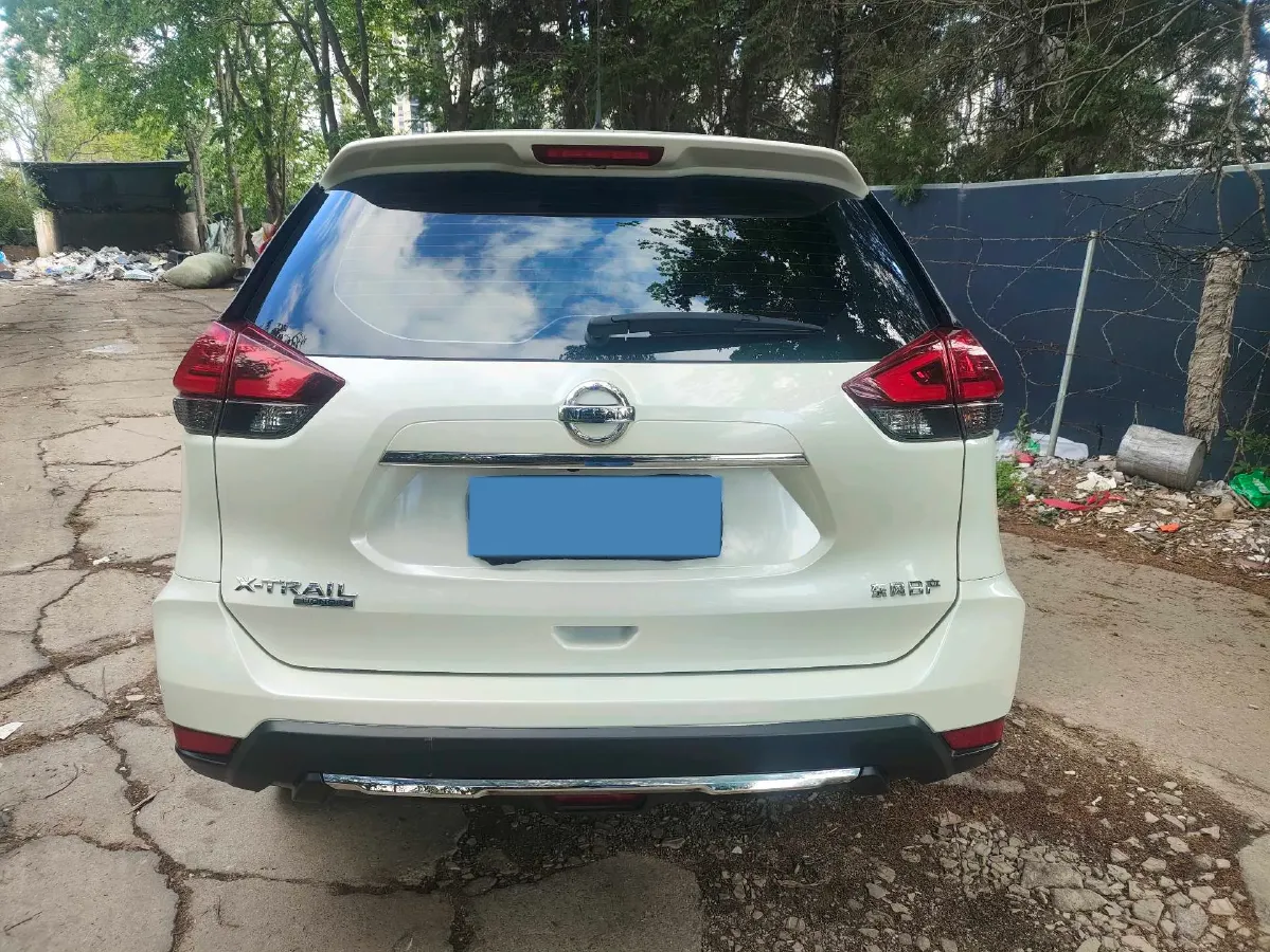 2022 Nissan X-Trail 2.0L 151HP L4 CVT,autocango,china used car exporter,china ev exporter,chinese used car exporter,chinese used ev exporter