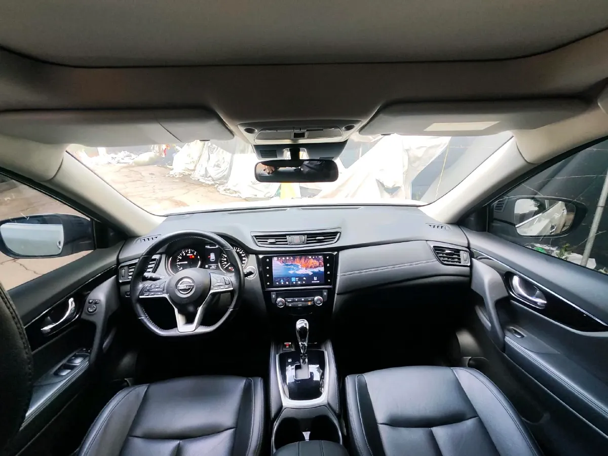 2022 Nissan X-Trail 2.0L 151HP L4 CVT,autocango,china used car exporter,china ev exporter,chinese used car exporter,chinese used ev exporter