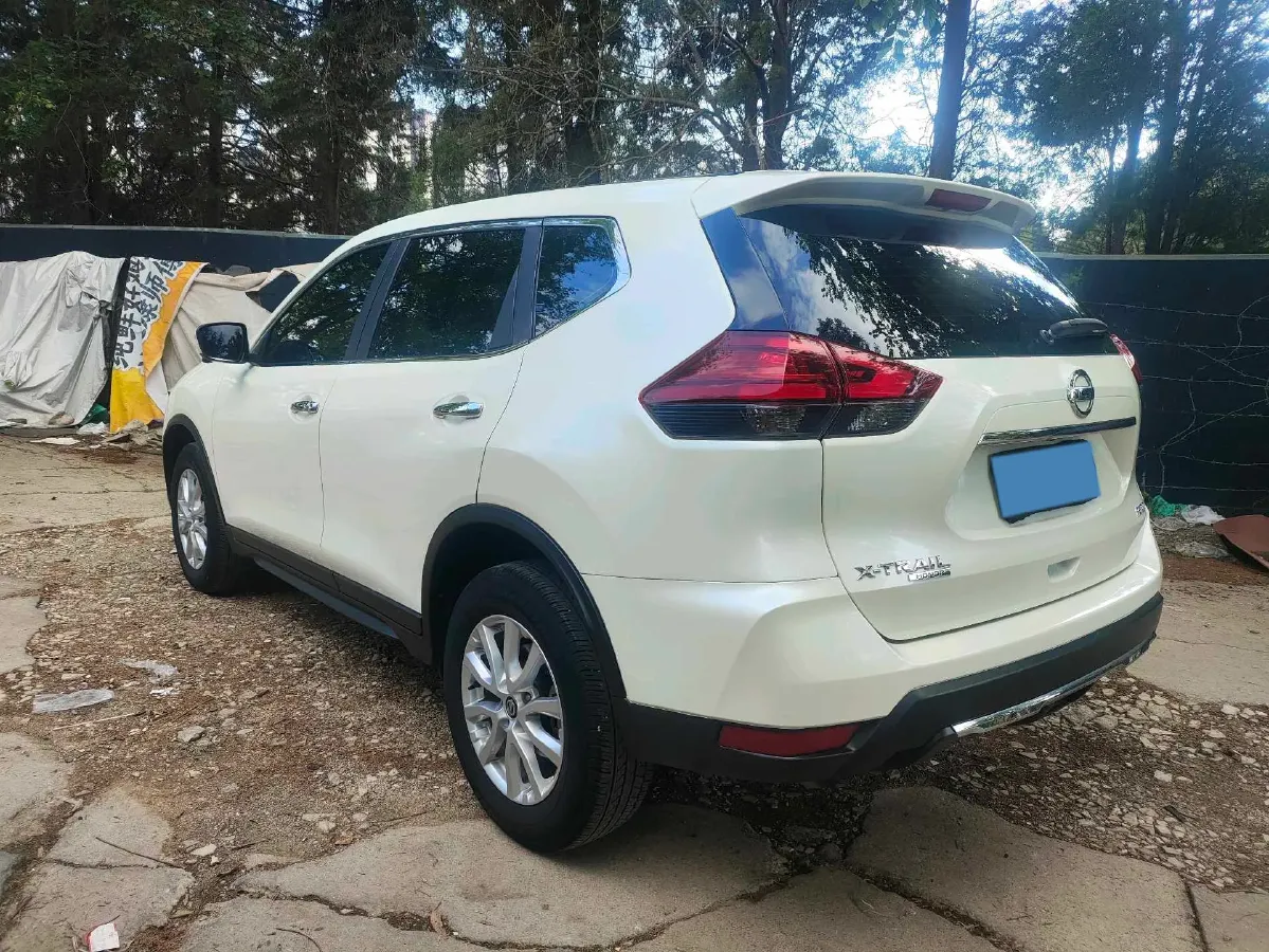 2022 Nissan X-Trail 2.0L 151HP L4 CVT,autocango,china used car exporter,china ev exporter,chinese used car exporter,chinese used ev exporter
