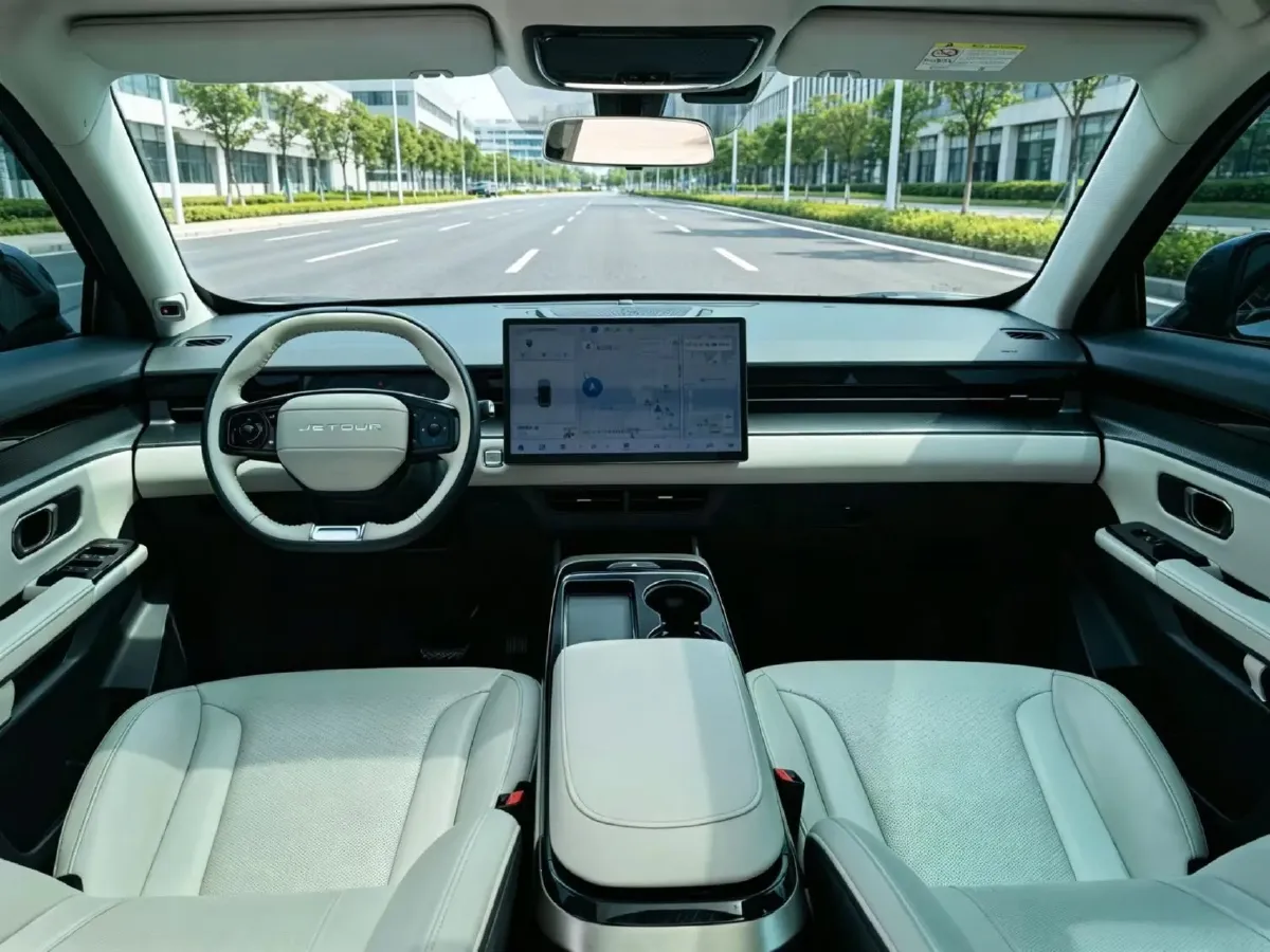 2022 Jetour DASHING 1.6T 197HP L4 7DCT,autocango,china used car exporter,china ev exporter,chinese used car exporter,chinese used ev exporter