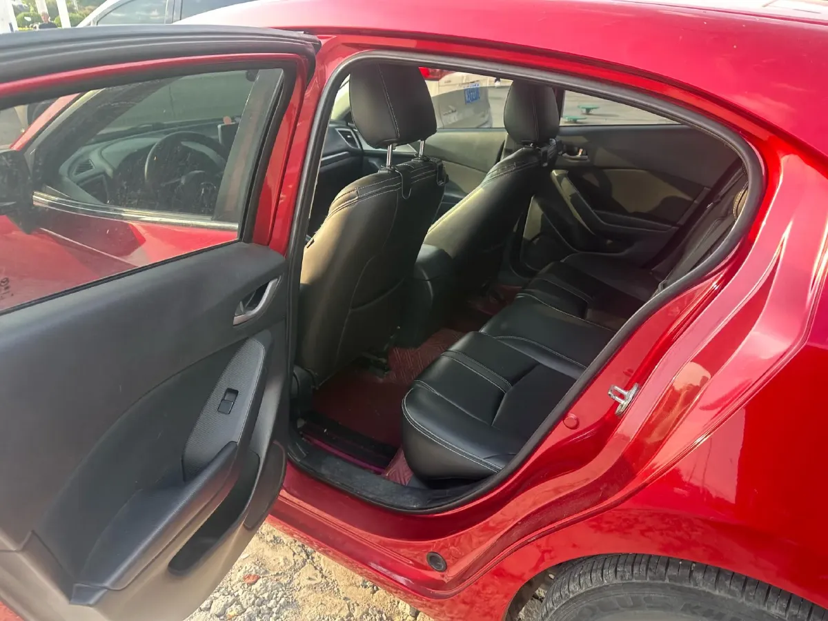 2017 Mazda 3 Axela 1.5L 117HP L4 6AT,autocango,china used car exporter,china ev exporter,chinese used car exporter,chinese used ev exporter