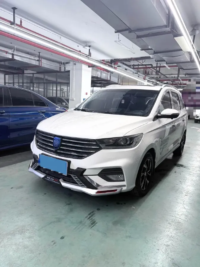 2019 BaoJun 360 1.5L 99HP L4 6MT,autocango,china used car exporter,china ev exporter,chinese used car exporter,chinese used ev exporter