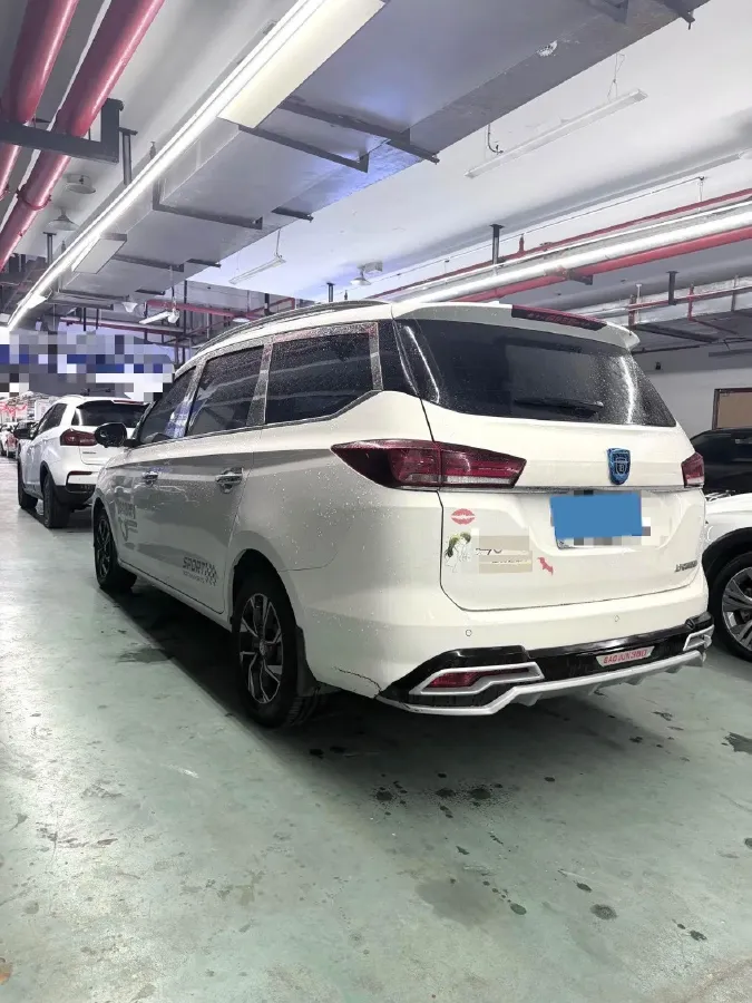 2019 BaoJun 360 1.5L 99HP L4 6MT,autocango,china used car exporter,china ev exporter,chinese used car exporter,chinese used ev exporter