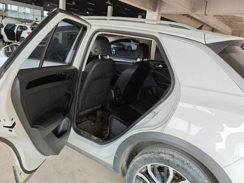 2019 Volkswagen T-Roc 1.4T 150HP L4 7DCT,autocango,china used car exporter,china ev exporter,chinese used car exporter,chinese used ev exporter