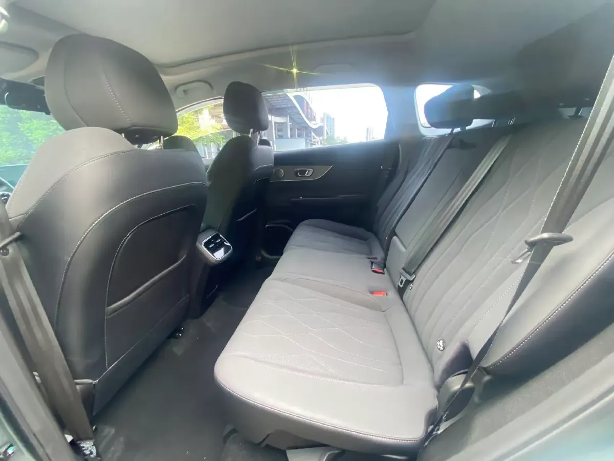 2025 Chery Tiggo8 PLUS C-DM 1.5T 156HP L4 1DHT PHEV,autocango,china used car exporter,china ev exporter,chinese used car exporter,chinese used ev exporter