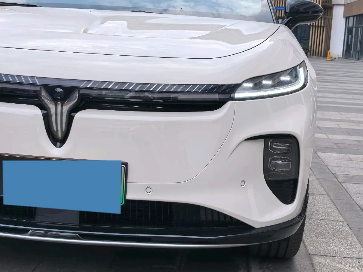 2024 Voyah ZhiYin BEV 109KWH,autocango,china used car exporter,china ev exporter,chinese used car exporter,chinese used ev exporter