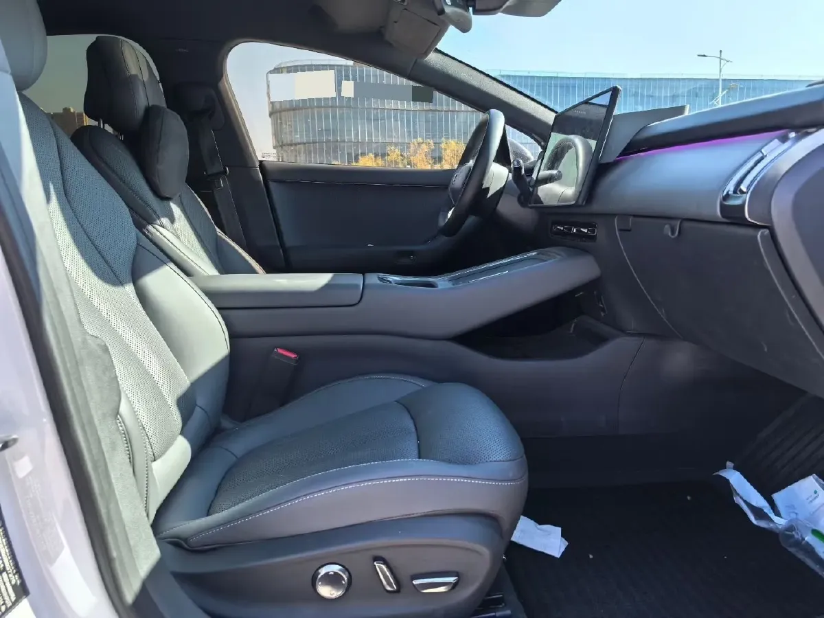 2024 Xpeng P7+ BEV 60.7KWH,autocango,china used car exporter,china ev exporter,chinese used car exporter,chinese used ev exporter