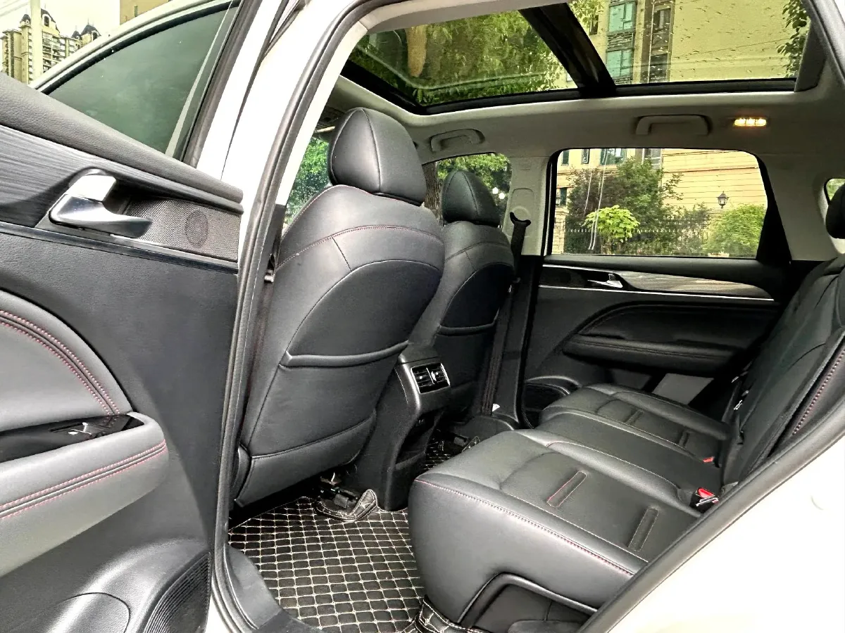 2021 GAC Trumpchi GS4 Plus 1.5T 169HP L4 6AT,autocango,china used car exporter,china ev exporter,chinese used car exporter,chinese used ev exporter