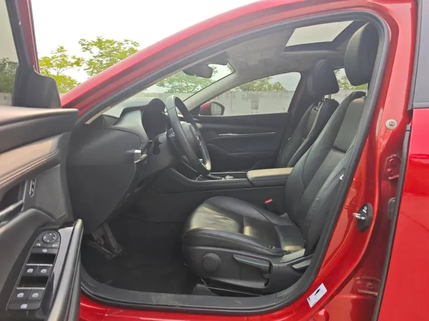 2022 Mazda 3 Axela 2.0L 158HP L4 6AT,autocango,china used car exporter,china ev exporter,chinese used car exporter,chinese used ev exporter