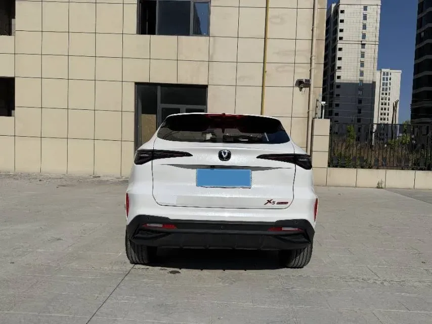 2026 ChangAn X5 PLUS 1.5T 192HP L4 7DCT,autocango,china used car exporter,china ev exporter,chinese used car exporter,chinese used ev exporter