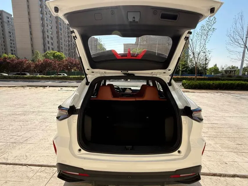 2026 ChangAn X5 PLUS 1.5T 192HP L4 7DCT,autocango,china used car exporter,china ev exporter,chinese used car exporter,chinese used ev exporter