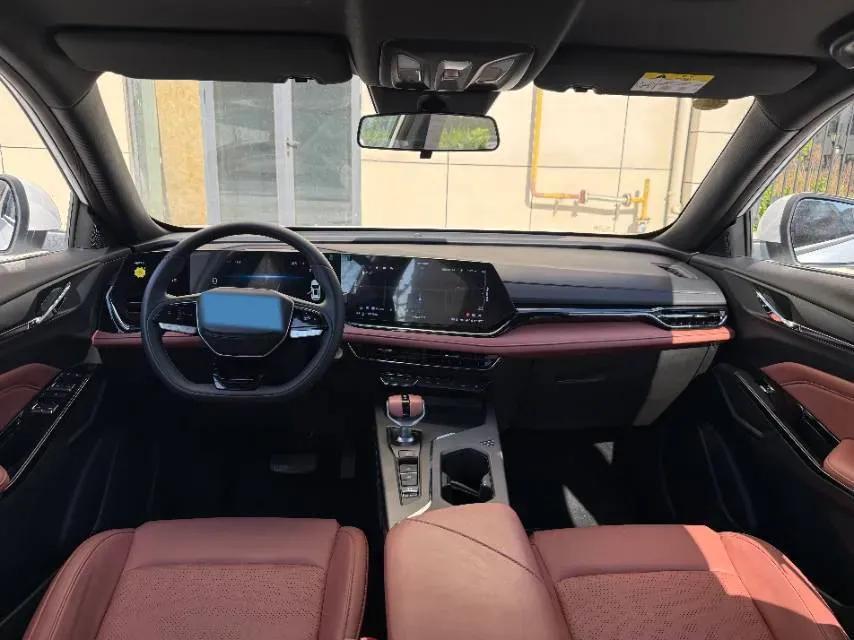 2026 ChangAn X5 PLUS 1.5T 192HP L4 7DCT,autocango,china used car exporter,china ev exporter,chinese used car exporter,chinese used ev exporter