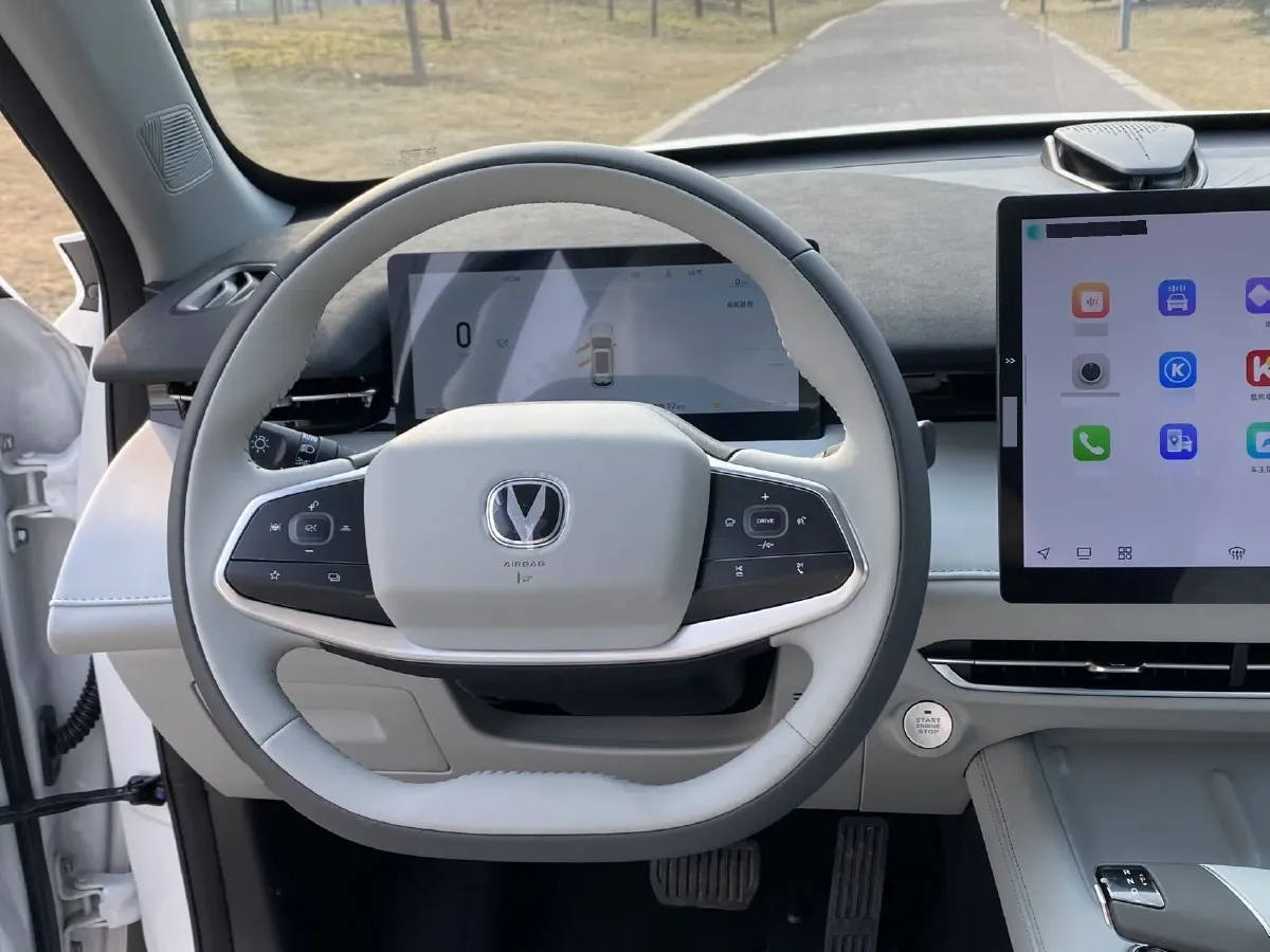 2024 ChangAn UNI-Z 1.5L 98HP L4 E-CVT PHEV 18.4KWH,autocango,china used car exporter,china ev exporter,chinese used car exporter,chinese used ev exporter