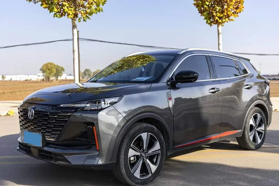 2022 ChangAn Oshan X7 Plus 1.5T 188HP L4 7DCT,autocango,china used car exporter,china ev exporter,chinese used car exporter,chinese used ev exporter