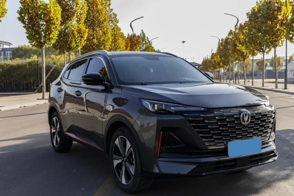 2022 ChangAn Oshan X7 Plus 1.5T 188HP L4 7DCT,autocango,china used car exporter,china ev exporter,chinese used car exporter,chinese used ev exporter