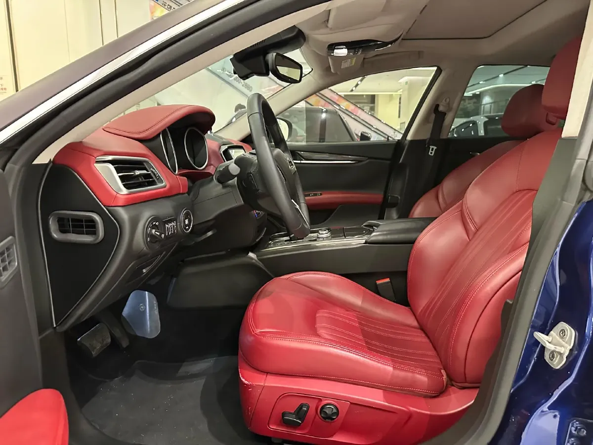 2017 Maserati Ghibli 3.0T 350HP V6 8AT,autocango,china used car exporter,china ev exporter,chinese used car exporter,chinese used ev exporter