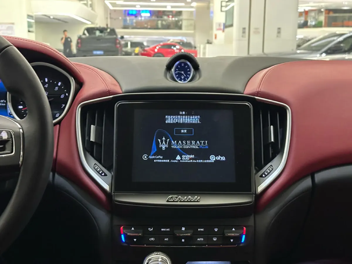 2017 Maserati Ghibli 3.0T 350HP V6 8AT,autocango,china used car exporter,china ev exporter,chinese used car exporter,chinese used ev exporter