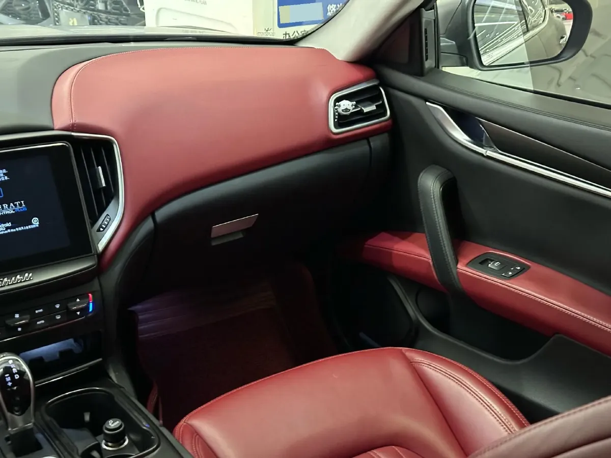 2017 Maserati Ghibli 3.0T 350HP V6 8AT,autocango,china used car exporter,china ev exporter,chinese used car exporter,chinese used ev exporter