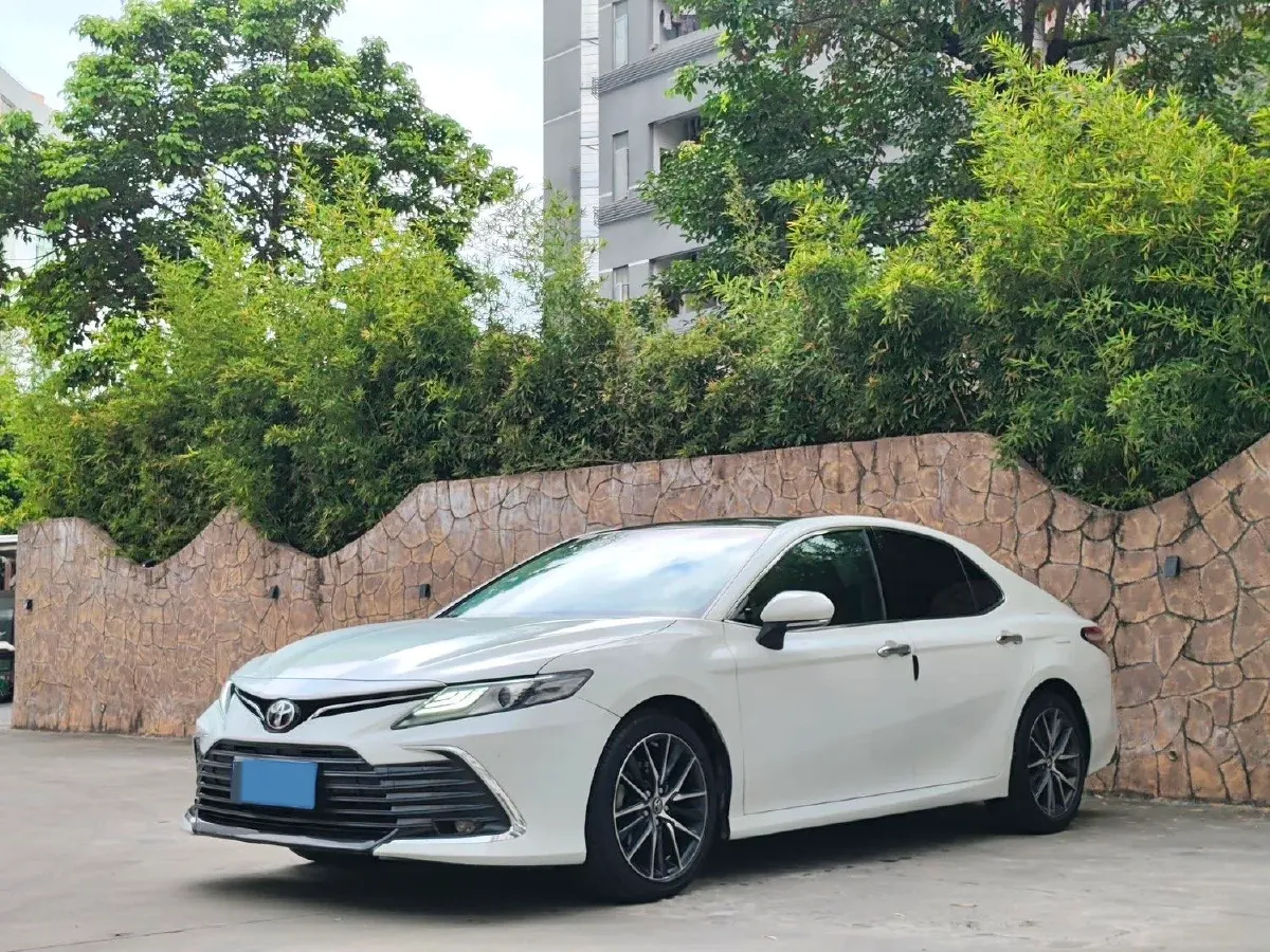 2021 Toyota Camry 2.5L 209HP L4 8AT,autocango,china used car exporter,china ev exporter,chinese used car exporter,chinese used ev exporter