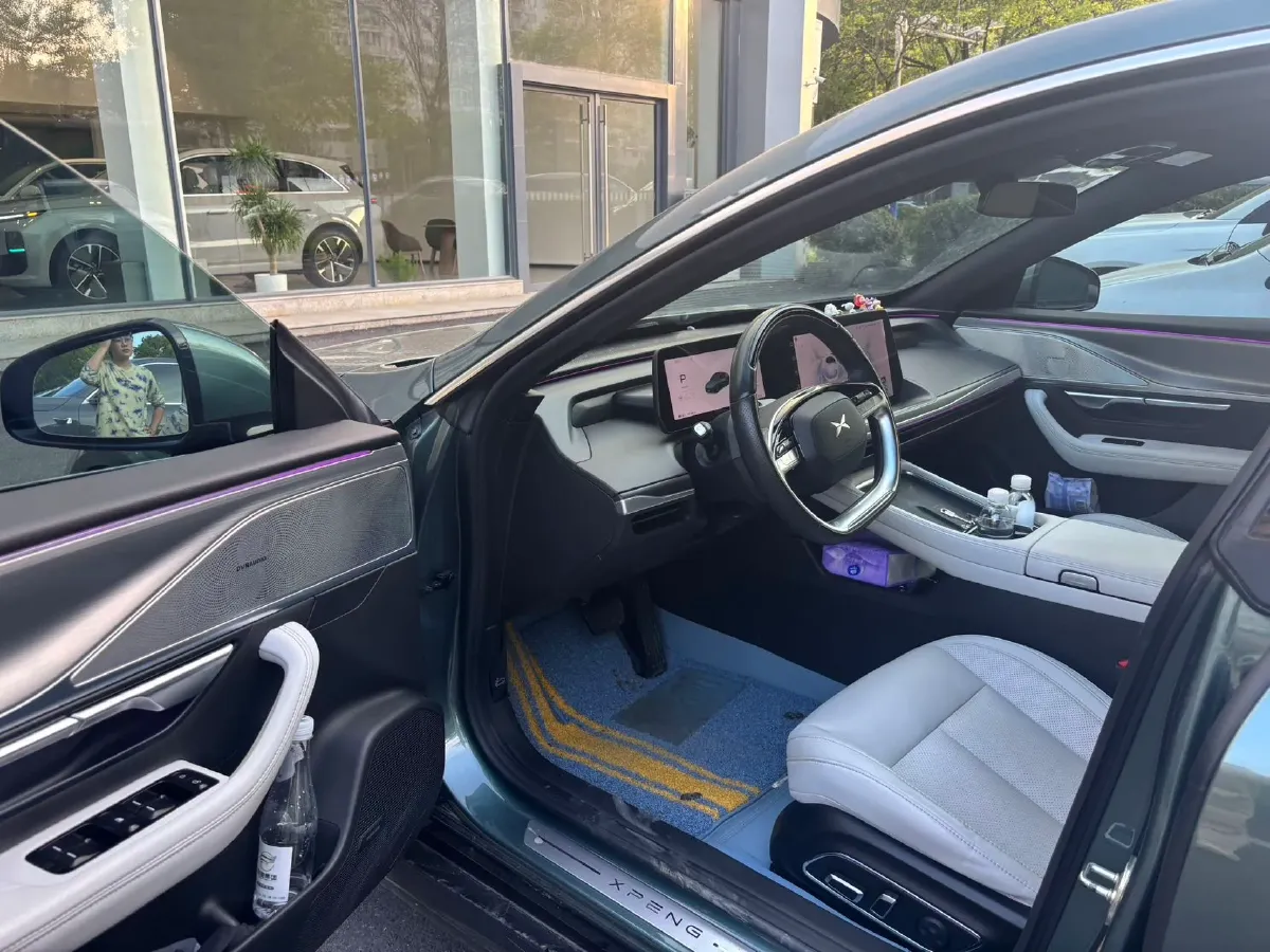 2023 Xpeng P7 BEV 86.2KWH,autocango,china used car exporter,china ev exporter,chinese used car exporter,chinese used ev exporter