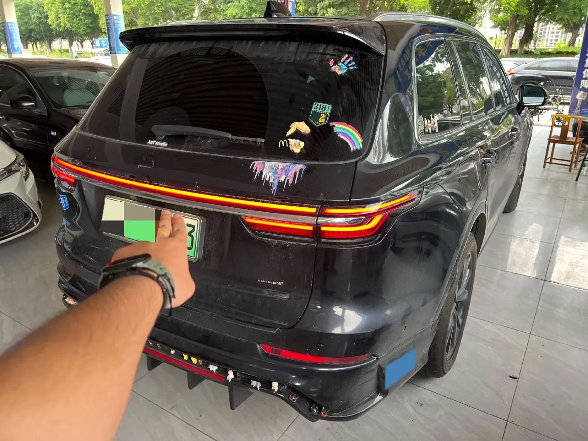 2021 Li ONE Range Extended 131HP REEV 40.5KWH,autocango,china used car exporter,china ev exporter,chinese used car exporter,chinese used ev exporter