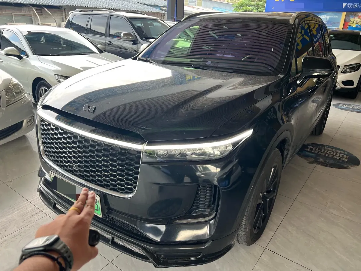 2021 Li ONE Range Extended 131HP REEV 40.5KWH,autocango,china used car exporter,china ev exporter,chinese used car exporter,chinese used ev exporter