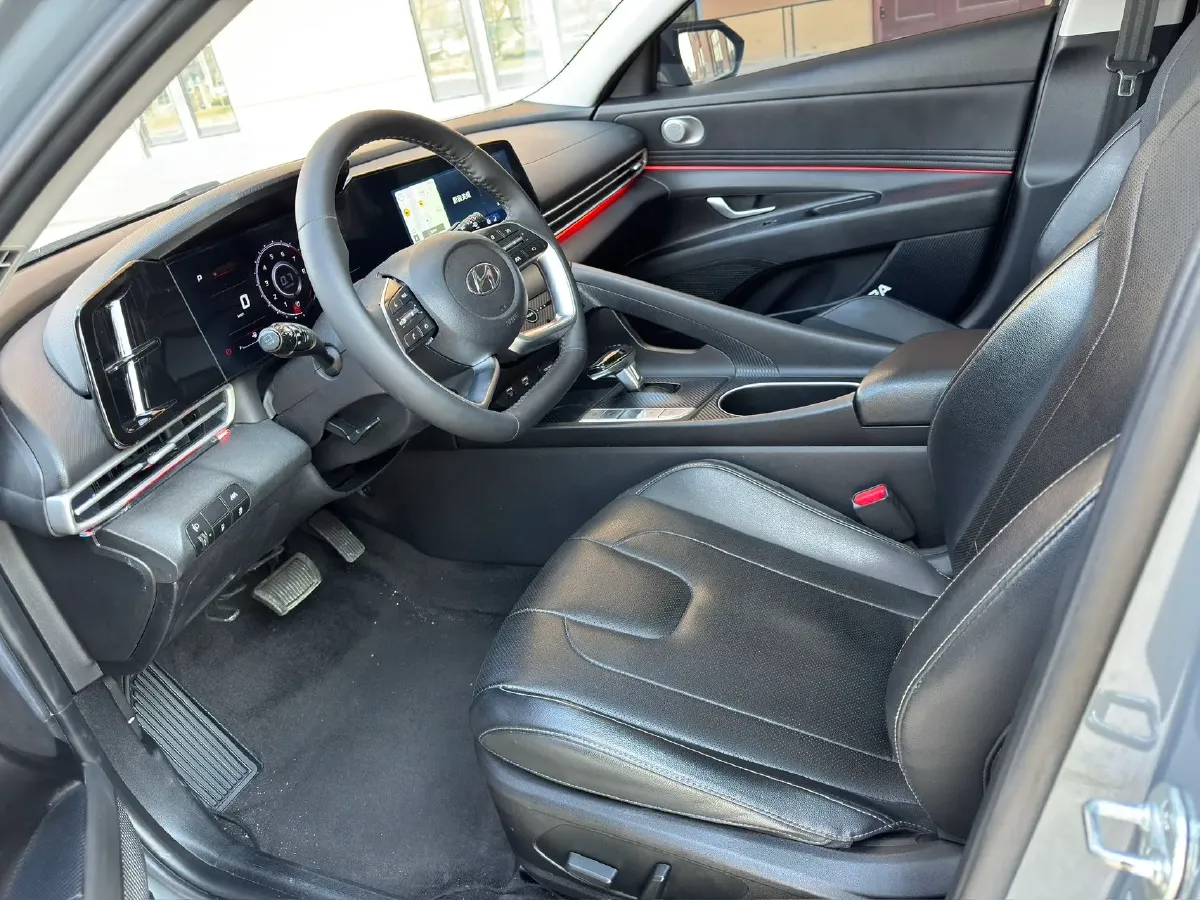 2021 Hyundai Elantra 1.5L 115HP L4 CVT,autocango,china used car exporter,china ev exporter,chinese used car exporter,chinese used ev exporter