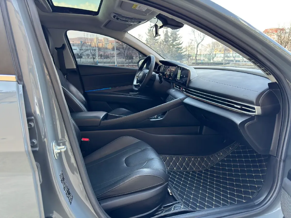 2021 Hyundai Elantra 1.5L 115HP L4 CVT,autocango,china used car exporter,china ev exporter,chinese used car exporter,chinese used ev exporter