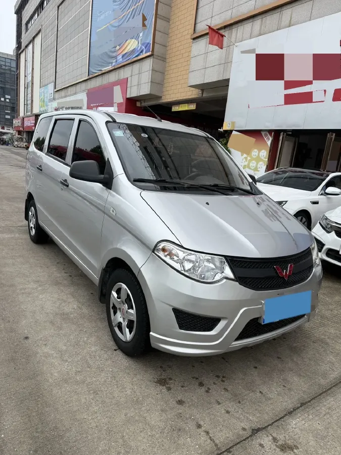 2018 WuLing HongGuang 1.2L 82HP L4 5MT,autocango,china used car exporter,china ev exporter,chinese used car exporter,chinese used ev exporter