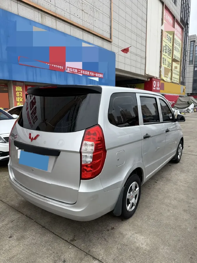 2018 WuLing HongGuang 1.2L 82HP L4 5MT,autocango,china used car exporter,china ev exporter,chinese used car exporter,chinese used ev exporter