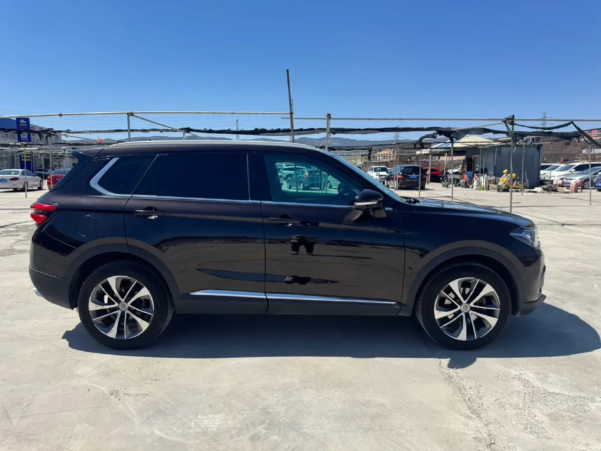 2018 Brilliance Auto V7 1.6T 204HP L4 6MT,autocango,china used car exporter,china ev exporter,chinese used car exporter,chinese used ev exporter