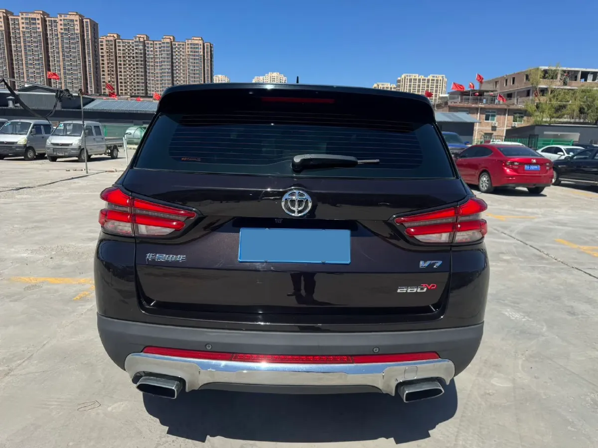2018 Brilliance Auto V7 1.6T 204HP L4 6MT,autocango,china used car exporter,china ev exporter,chinese used car exporter,chinese used ev exporter