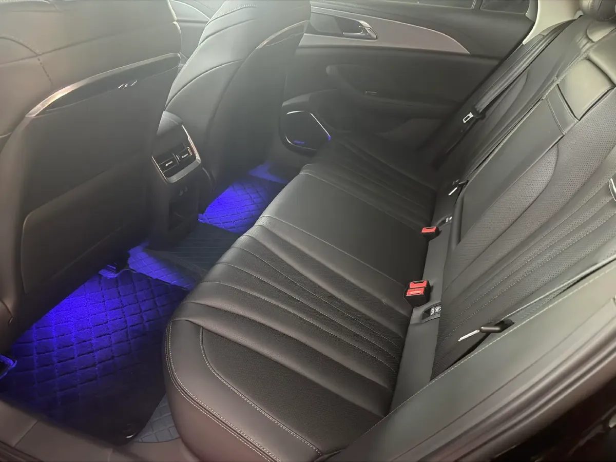 2024 HongQi H5 1.5T 169HP L4 7DCT,autocango,china used car exporter,china ev exporter,chinese used car exporter,chinese used ev exporter