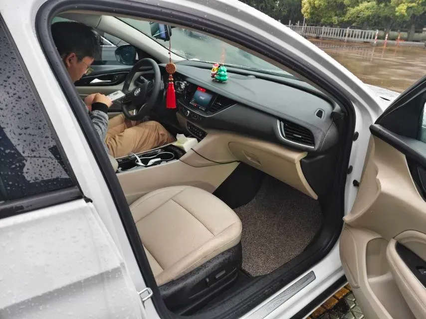 2020 Buick Regal 1.5T 169HP L4 9AT,autocango,china used car exporter,china ev exporter,chinese used car exporter,chinese used ev exporter