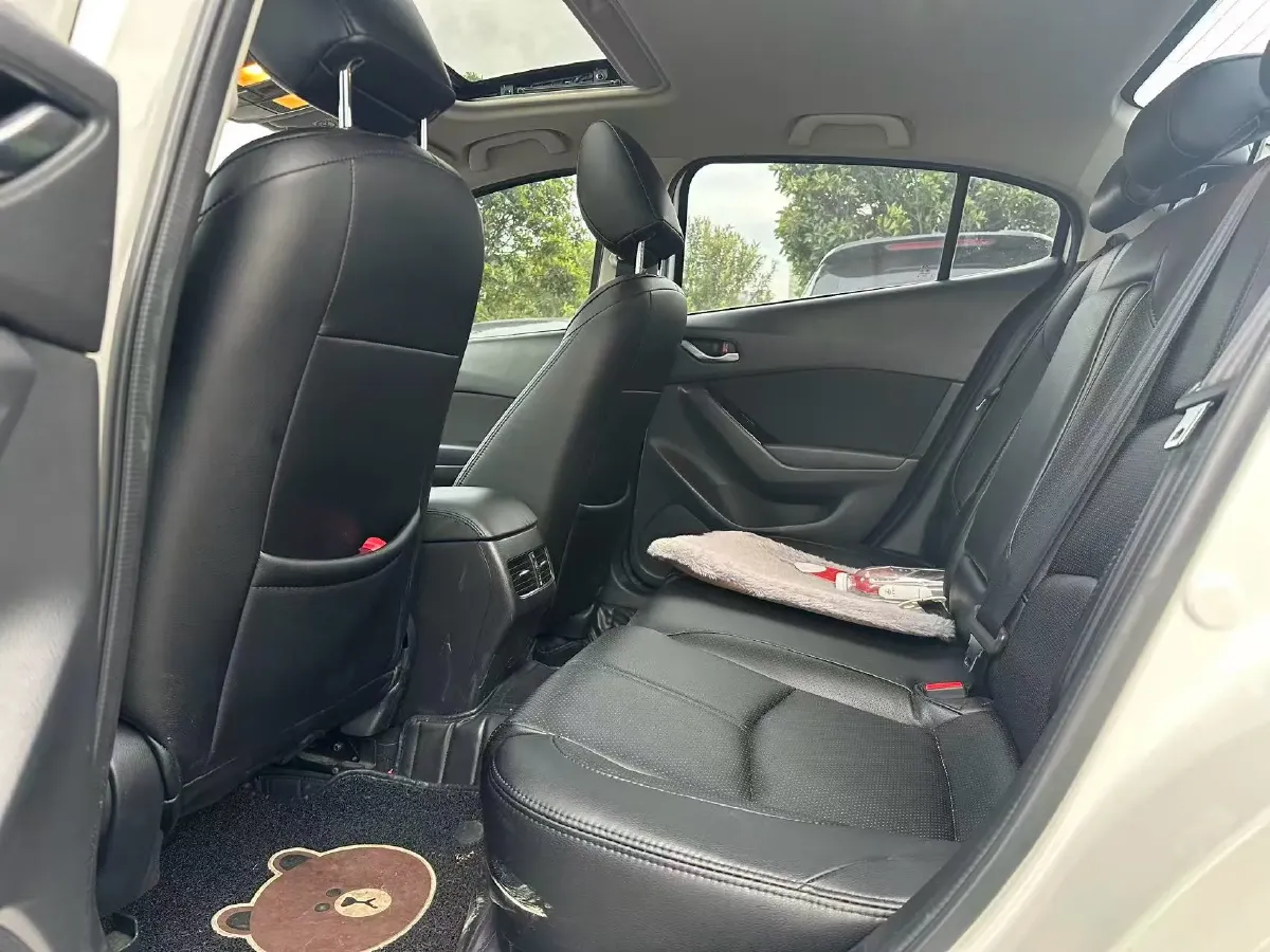 2017 Mazda 3 Axela 1.5L 117HP L4 6AT,autocango,china used car exporter,china ev exporter,chinese used car exporter,chinese used ev exporter