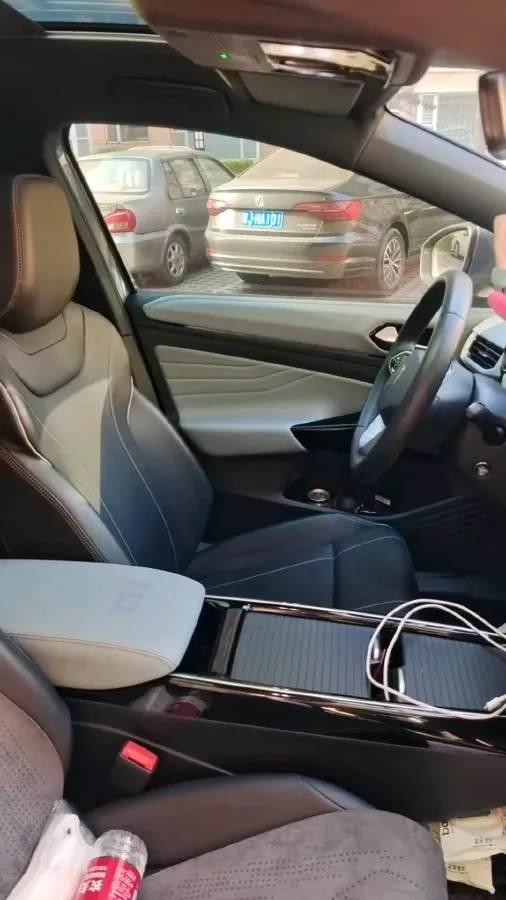 2023 Volkswagen ID.4 X BEV 52.8KWH,autocango,china used car exporter,china ev exporter,chinese used car exporter,chinese used ev exporter