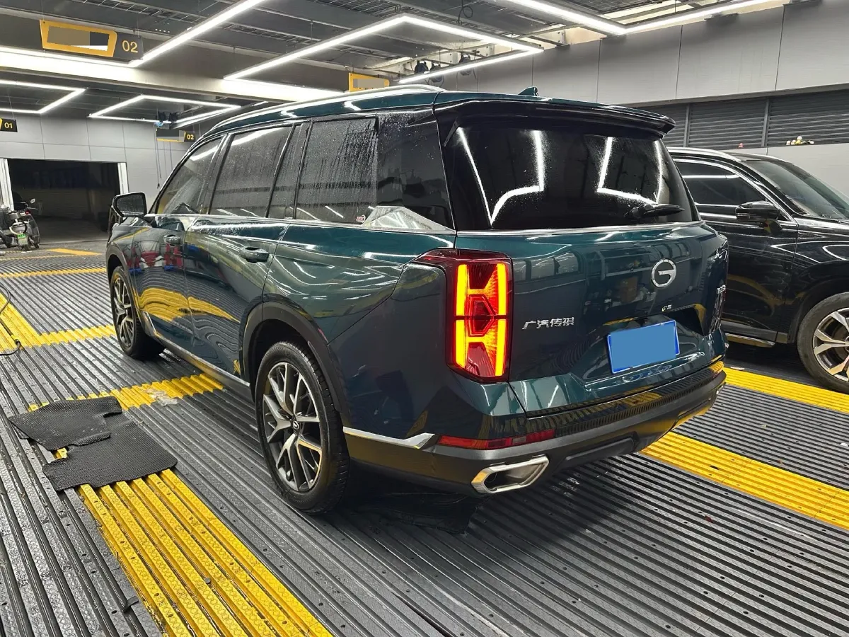 2025 GAC Trumpchi GS8 2.0T 252HP L4 8AT,autocango,china used car exporter,china ev exporter,chinese used car exporter,chinese used ev exporter