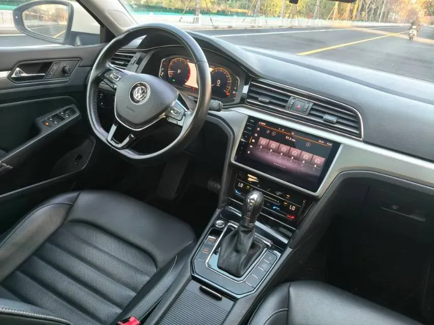 2021 Volkswagen Lamando 1.4T 150HP L4 7DCT,autocango,china used car exporter,china ev exporter,chinese used car exporter,chinese used ev exporter