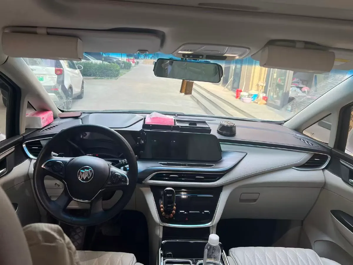 2022 Buick GL8 2.0T 237HP L4 9AT,autocango,china used car exporter,china ev exporter,chinese used car exporter,chinese used ev exporter