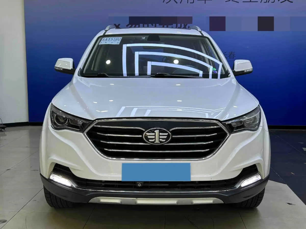 2019 Bestune X40 1.6L 114HP L4 6AT,autocango,china used car exporter,china ev exporter,chinese used car exporter,chinese used ev exporter