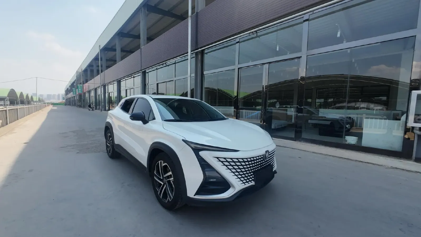 2020 ChangAn UNI-T 1.5T 180HP L4 7DCT,autocango,china used car exporter,china ev exporter,chinese used car exporter,chinese used ev exporter