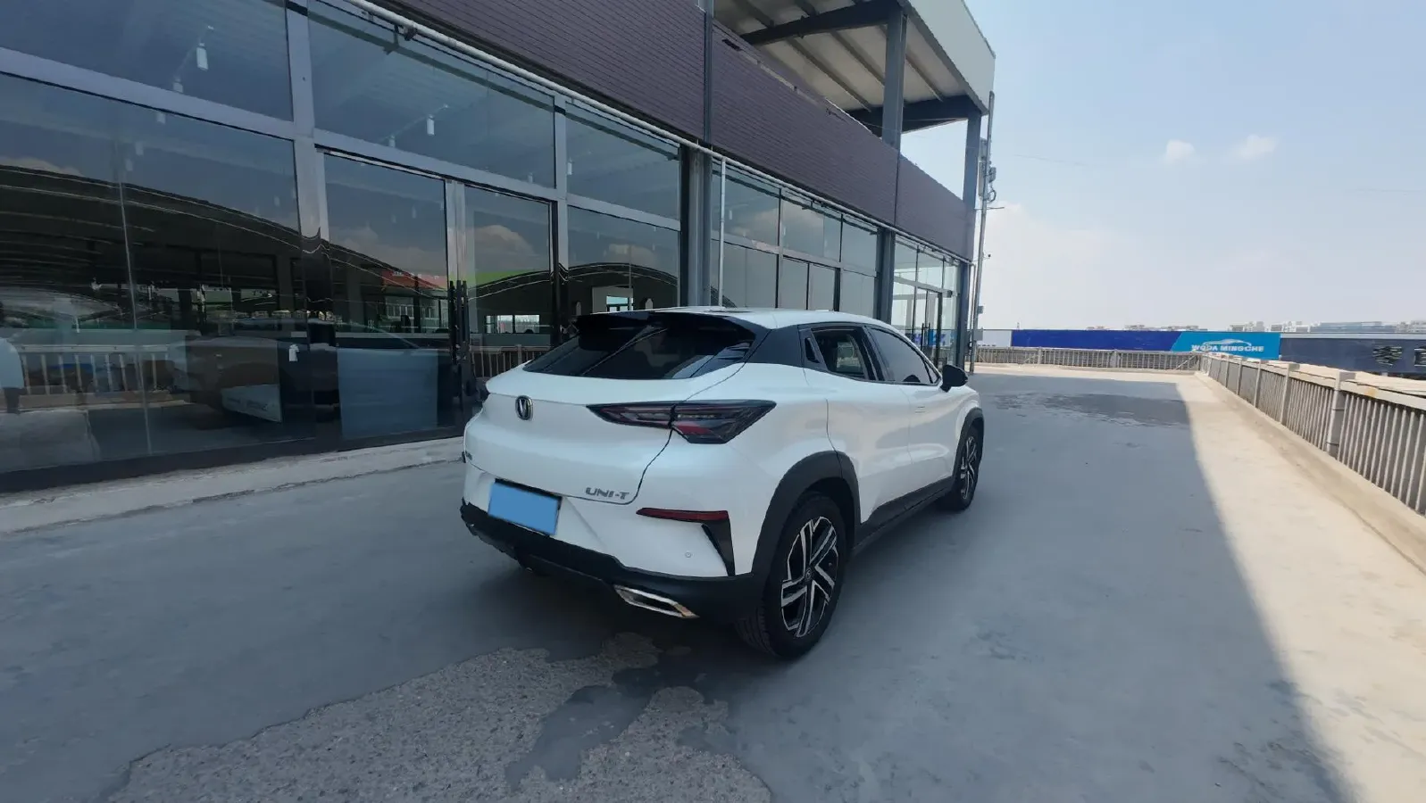 2020 ChangAn UNI-T 1.5T 180HP L4 7DCT,autocango,china used car exporter,china ev exporter,chinese used car exporter,chinese used ev exporter