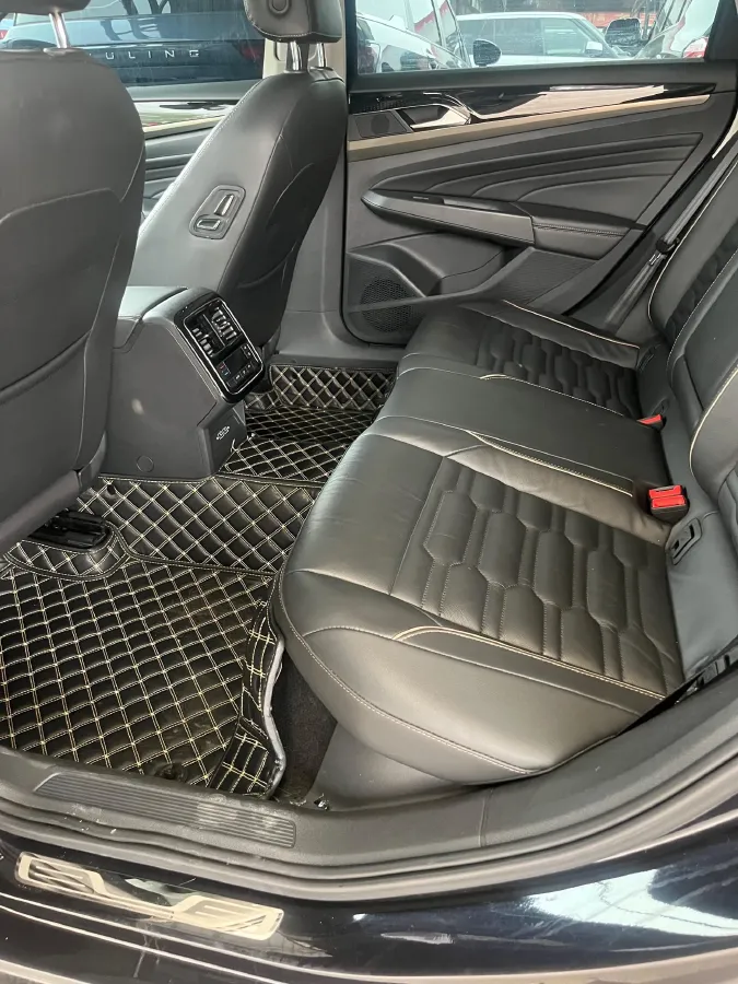 2019 Skoda Kodiak 2.0T 186HP L4 7DCT,autocango,china used car exporter,china ev exporter,chinese used car exporter,chinese used ev exporter