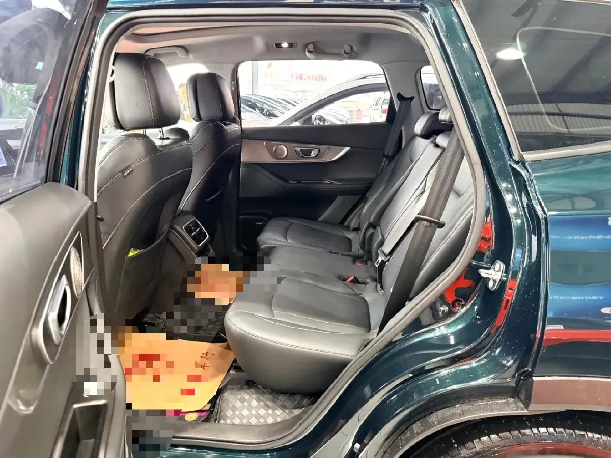 2024 Chery Tiggo 8 PRO 1.6T 197HP L4 7DCT,autocango,china used car exporter,china ev exporter,chinese used car exporter,chinese used ev exporter