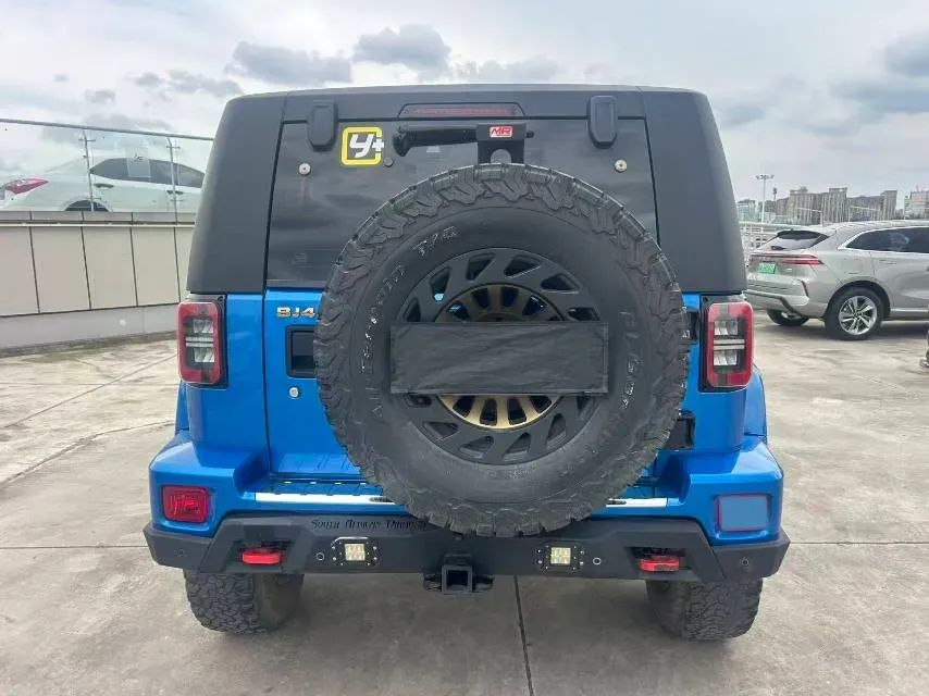 2018 Beijing BJ40 2.3T 250HP L4 6AT,autocango,china used car exporter,china ev exporter,chinese used car exporter,chinese used ev exporter