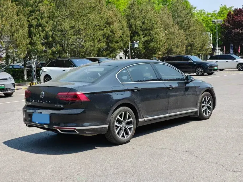 2020 Volkswagen Magotan 2.0T 186HP L4 7DCT,autocango,china used car exporter,china ev exporter,chinese used car exporter,chinese used ev exporter