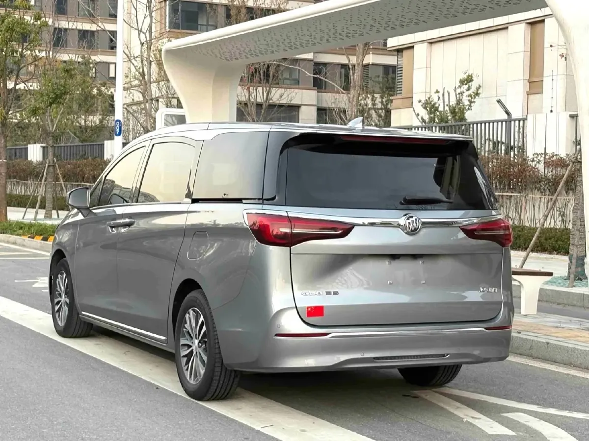 2023 Buick GL8 2.0T 237HP L4 9AT,autocango,china used car exporter,china ev exporter,chinese used car exporter,chinese used ev exporter